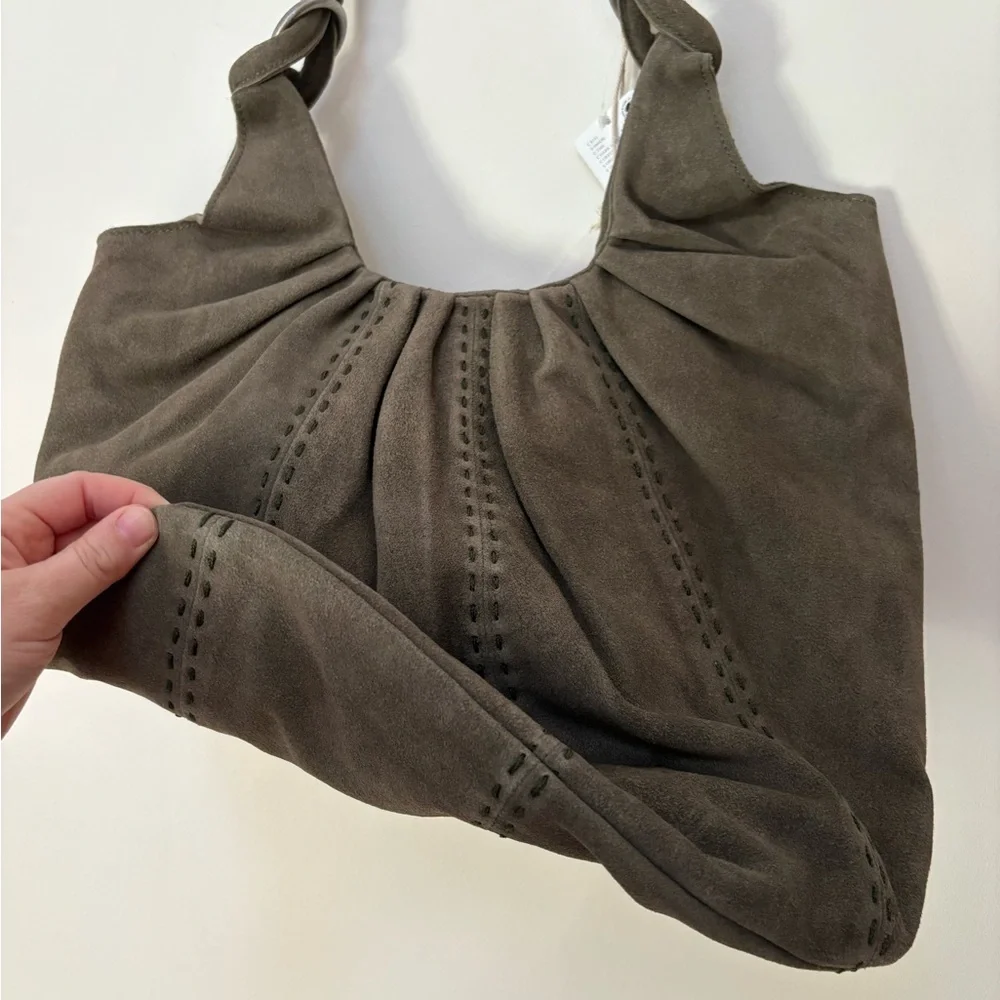 NWT Free People Skadi Suede Scrunch Tote - Picture 7 of 11
